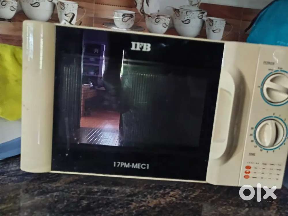 Microwave Oven