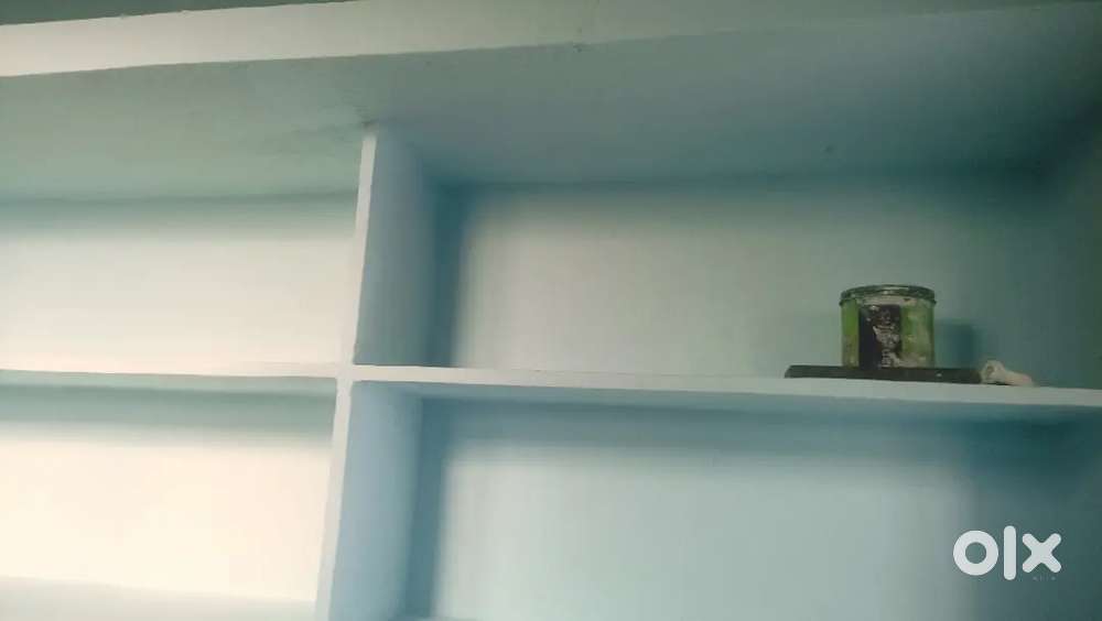 Sinle bedroom available in 1floor1bathroom