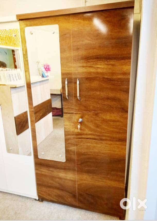 3x6 Ft Almirah with mirror free home delivery