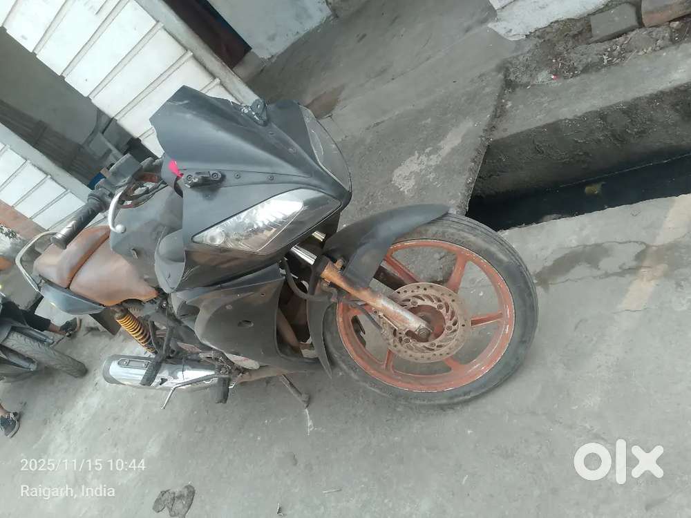 Gadi ka sab chij okay hai modified gadi hai