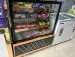 4 Display Counter and deep Fridge