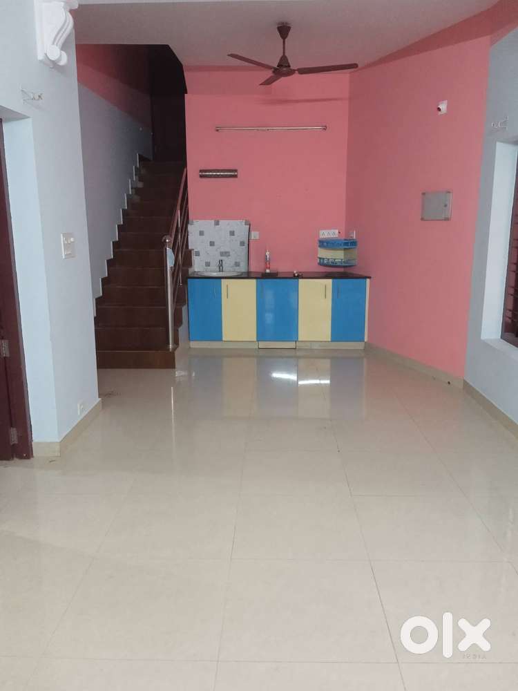 Kallumoodu Jn, Sreevaraham-3-bhk individual house villa 1450 sq ft