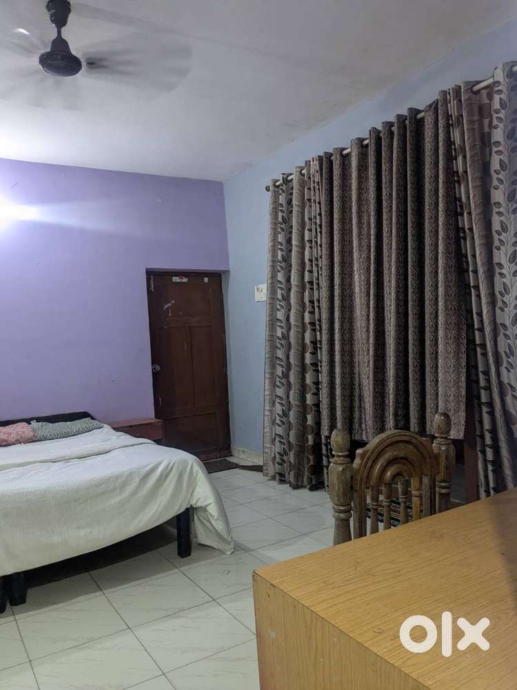 Looking for room partner