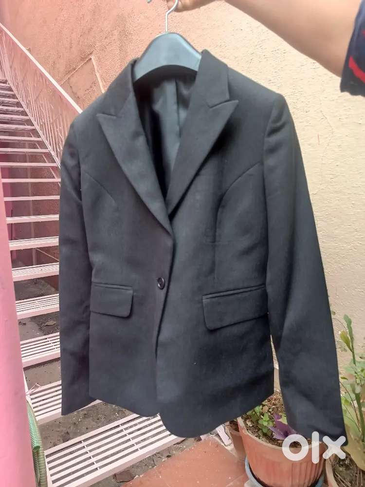 Formal Blazer NEW (Worn 1x)  Tailored Fit  Original ₹4,500 Value
