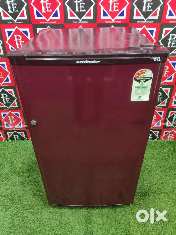 Small fridge lic mini single Orson r Doble person can use good deal +)