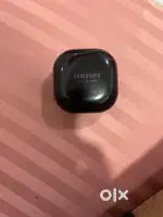 Samsung galaxy buds live charging case