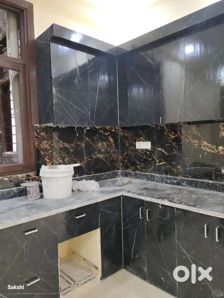 2 bhk ready to move flat huge space affordable price