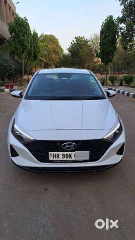 Hyundai i20 Asta (O) 1.2 IVT, 2023, Petrol