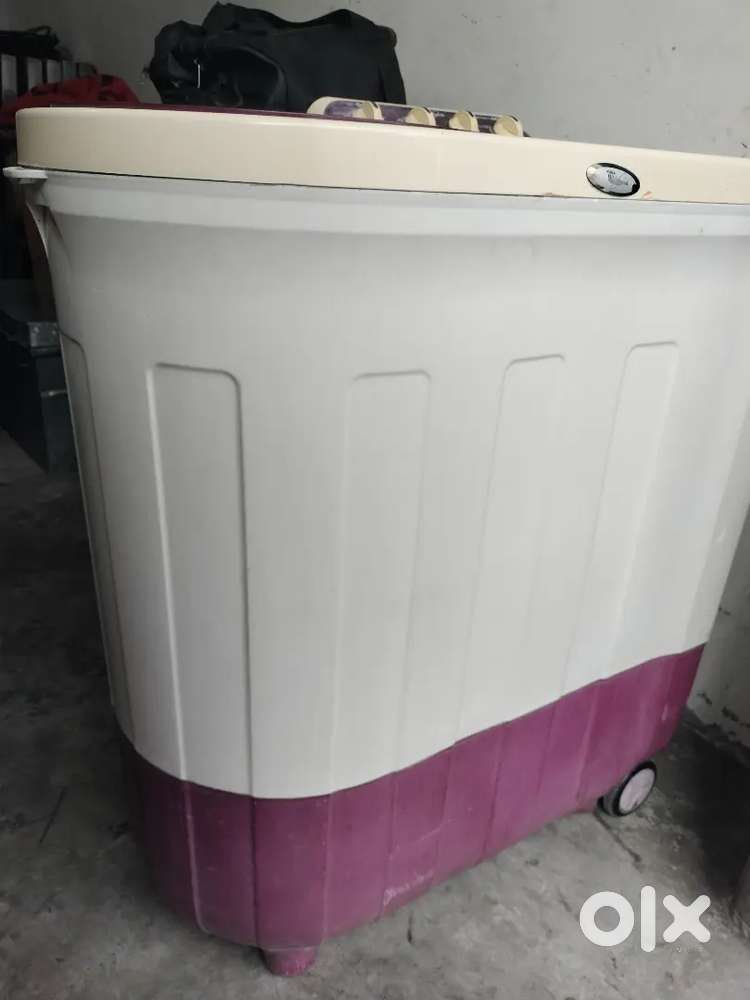 Washing machine 6.8kg whirlpool
