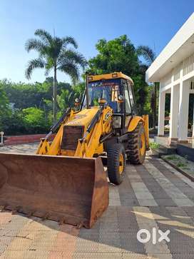 Jcb 3dx 2011. Only 12500 hrs