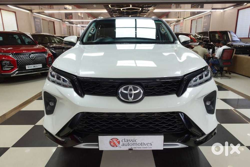 Toyota Fortuner Legender 4X4 AT 2.8, 2022, Diesel