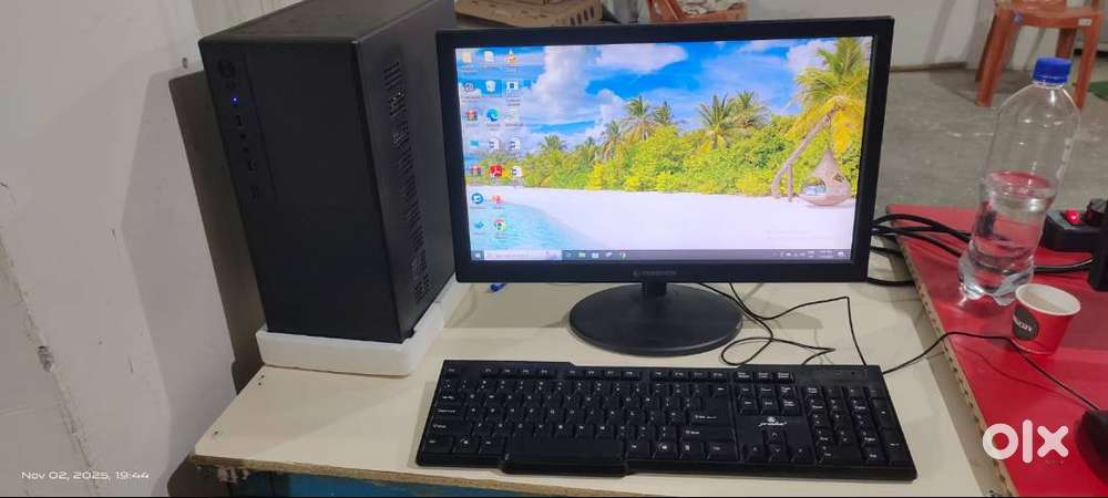 Computer with full set PC, CPU, Mouse, Keyboard