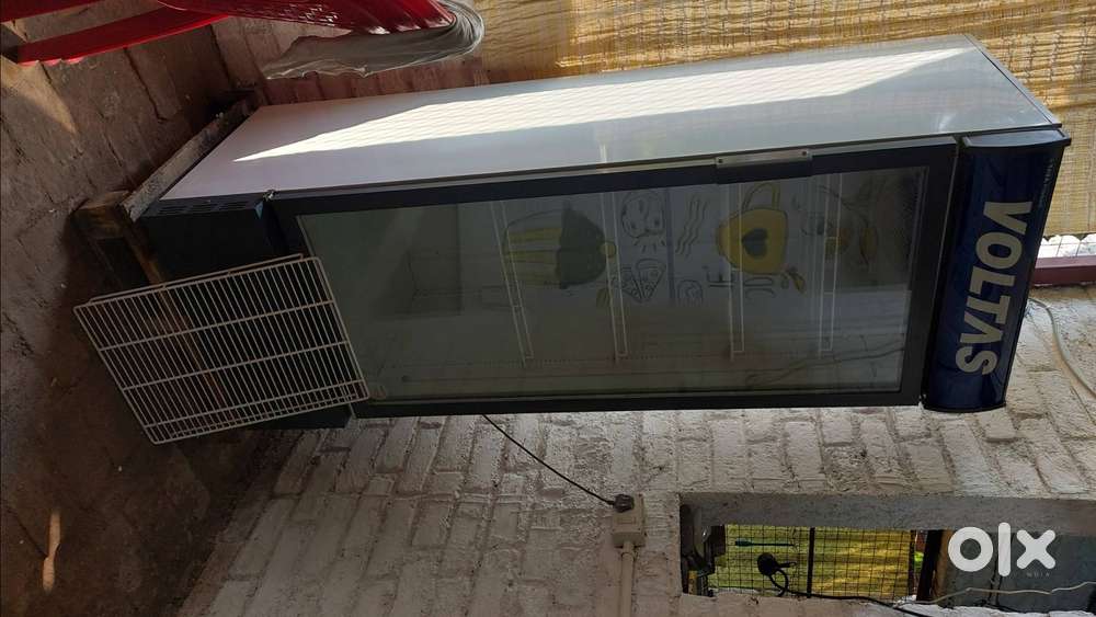 Voltas vc gt 450 commercial fridge