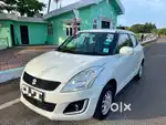Maruti Suzuki Swift VXI Optional, 2017, Petrol