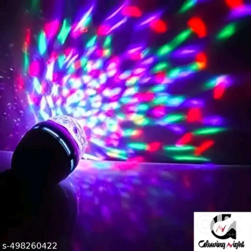GLOWING NIGHT 360 Degree

Auto-Rotating Color-Changing

Crystal LED