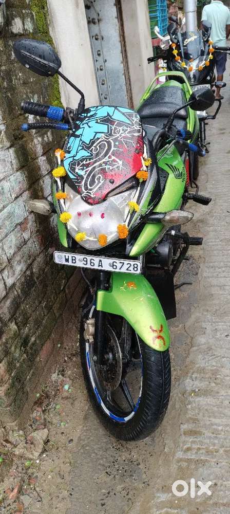 Honda stunner 125 good condition 2015 model with all papers update.