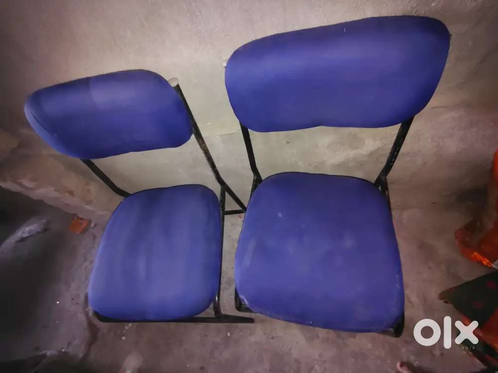 I want to sell my office table chair reading table and computer table