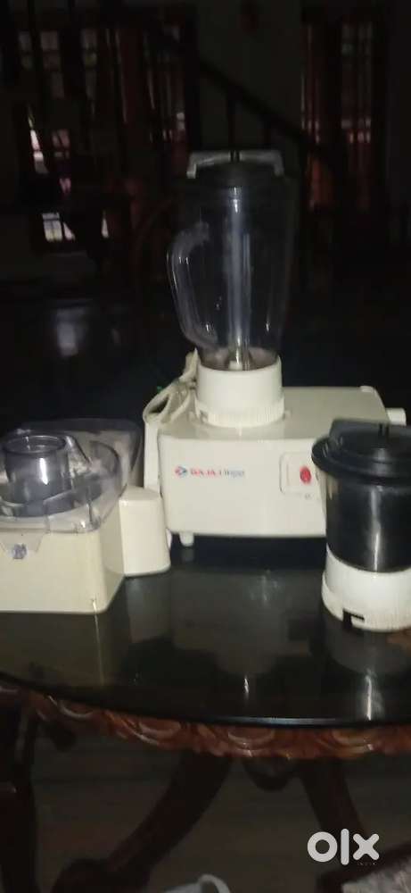 Bajaj Majesty mixer plus Juicer