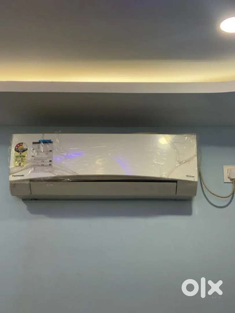 Panasonic smart AC 1.5 one year old 3 star
