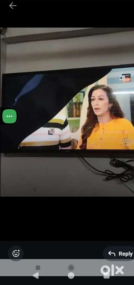 Vu 40 tv only display broken rs 2000