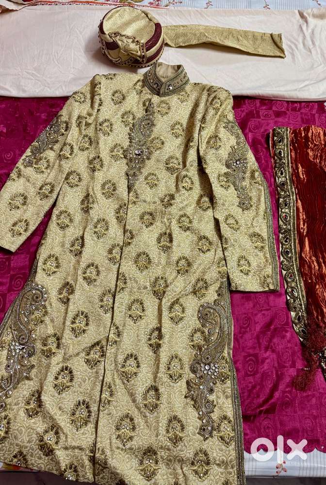 Royal sherwani for bridegroom