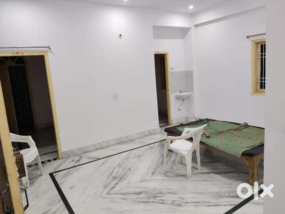 3BHK Flat fully furnished newly constructed.