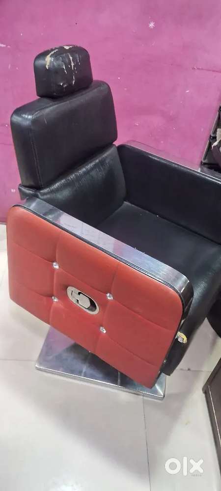 Sell Beauty parlor furniture