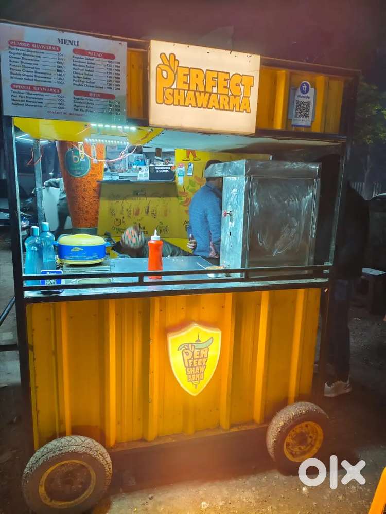 Shawarma cook