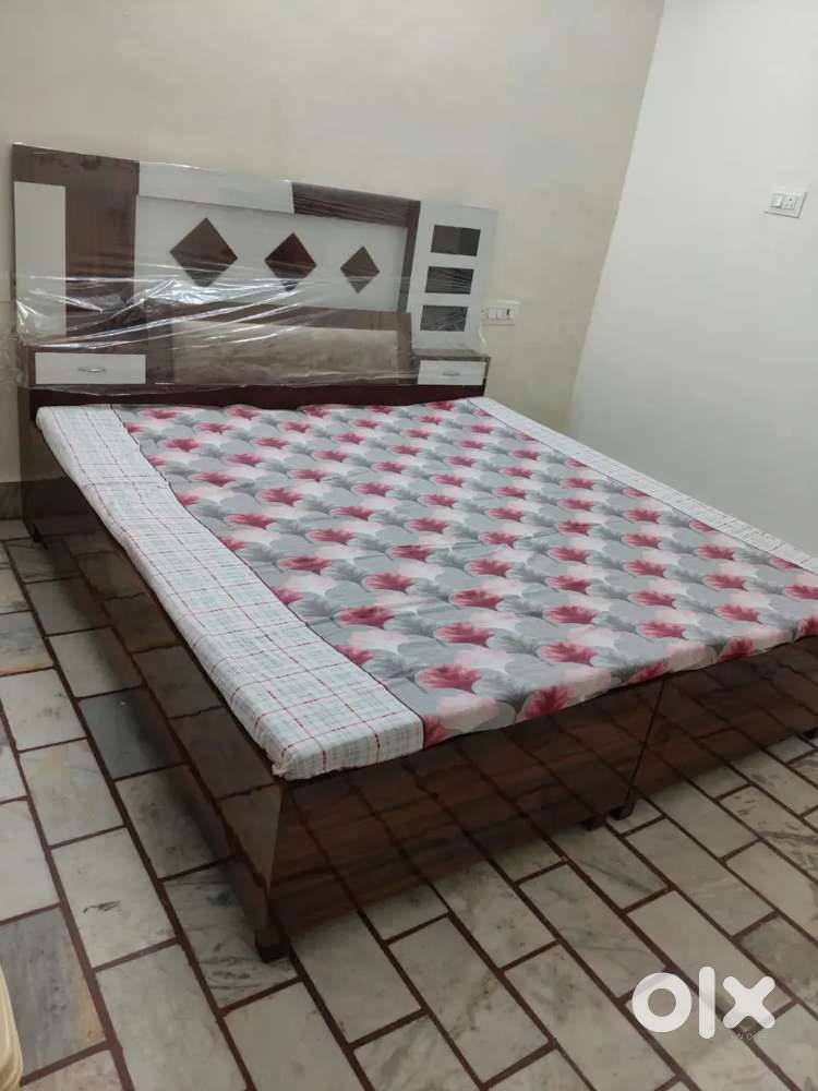 P.G.ONLY FOR GIRLS,New Construction Kothi
