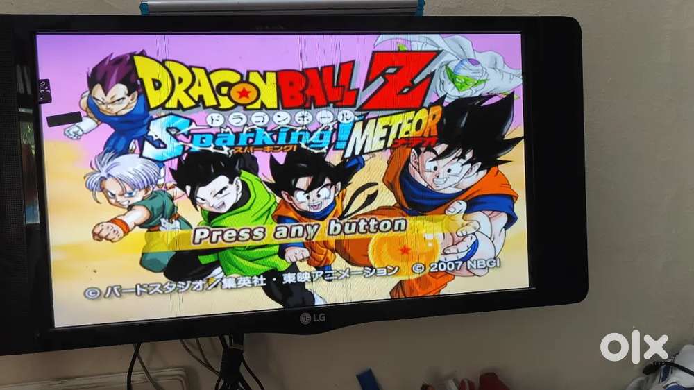 Nintendo Wii with 17 games, One Controller & all accessories for 4700