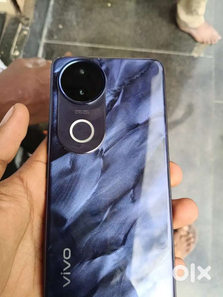Vivo  v50e