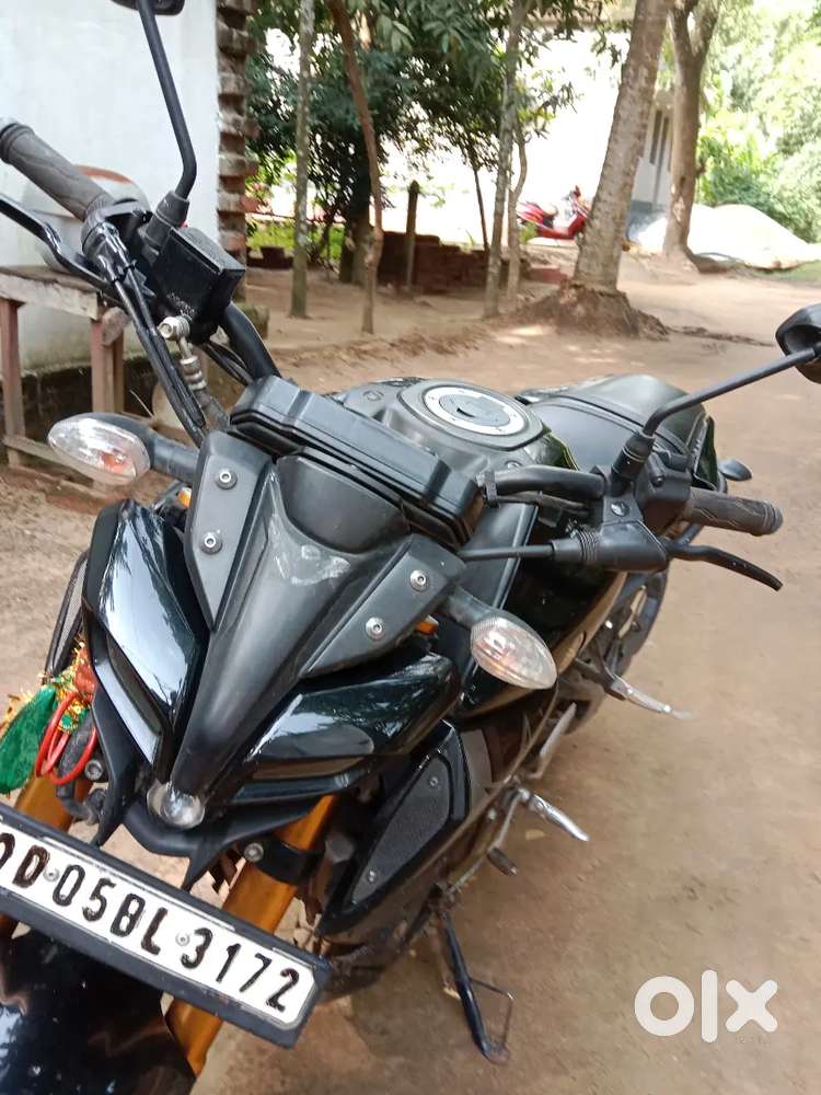 Yamaha mt 15