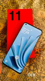 Oneplus 11 5g 8/128 curved screen snapdragon 8gen2