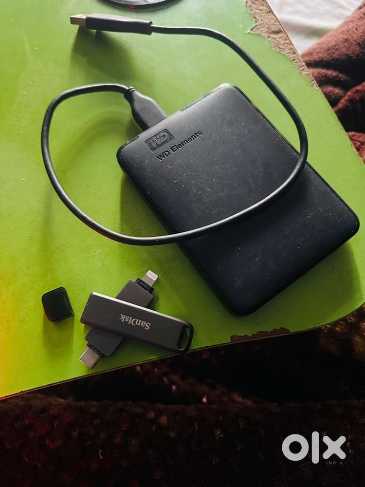 WD Elements 1 TB Hard disk and Sandisk 128 GB Ixpand Flash Drive Luxe