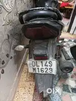 Best fuel efficient bike with sporty looks