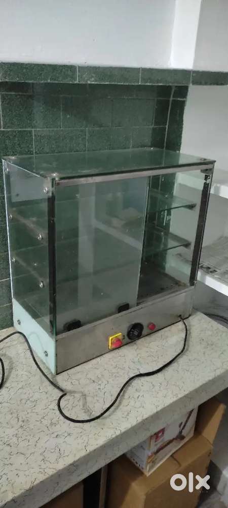 Pettice & snacks wormer showcase.