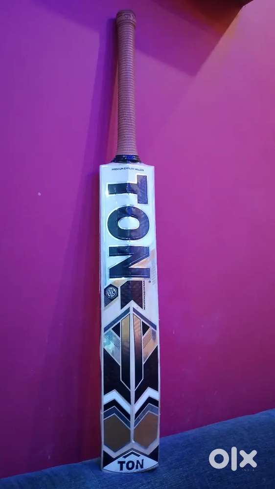 Premium English Willow only 9000 me