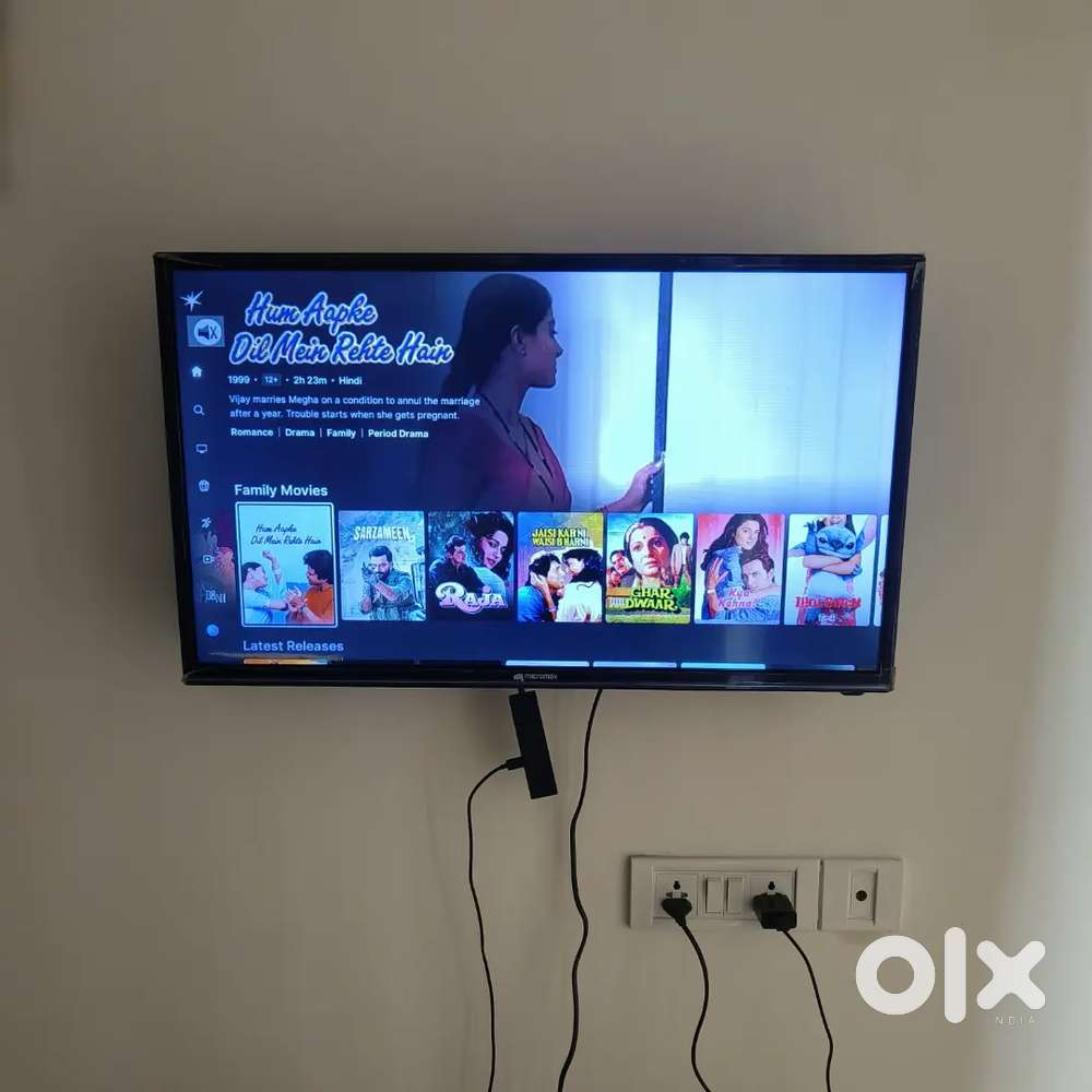 Led 32 inch TV with fire tv stick that makes tv smart along with box