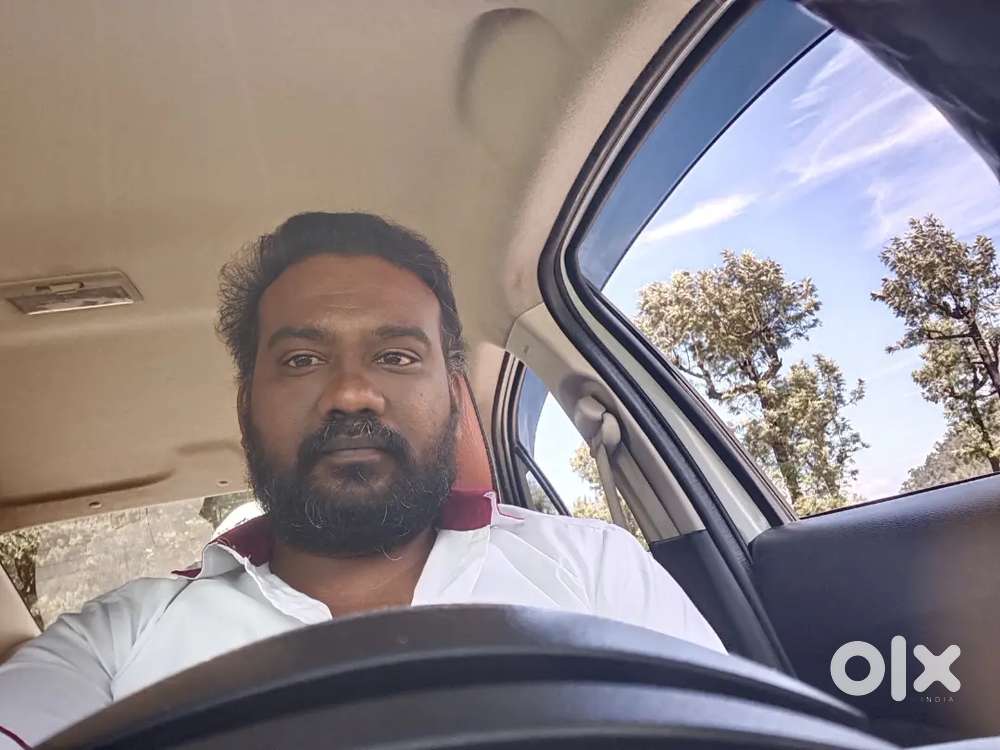 Red Taxi driver pollachi