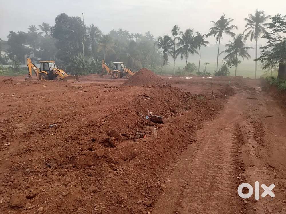 4+5+6+10+15+ LAND FOR SALE AT PALLIKARA PINARMUNDA