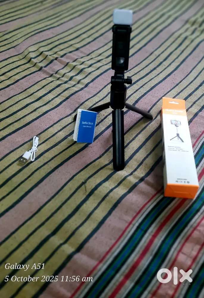 SELFIE STICK