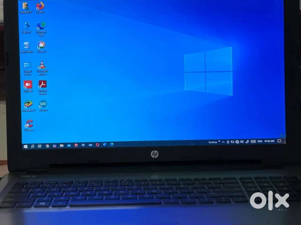 HP windows 10 laptop with good condition less used