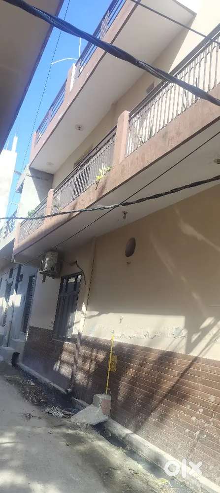 1 RK and 2RK available in rent unfurnished room