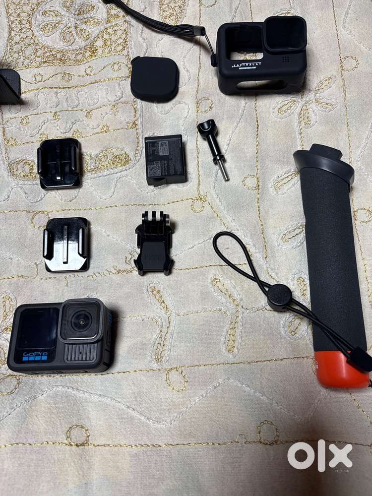 Camera - Go Pro Hero 13 speacial bundle