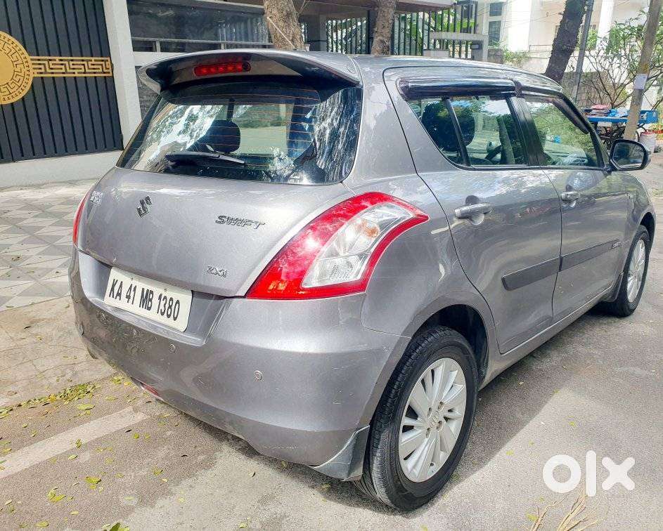 Maruti Suzuki Swift 2018 ZXI Plus, 2017, Petrol