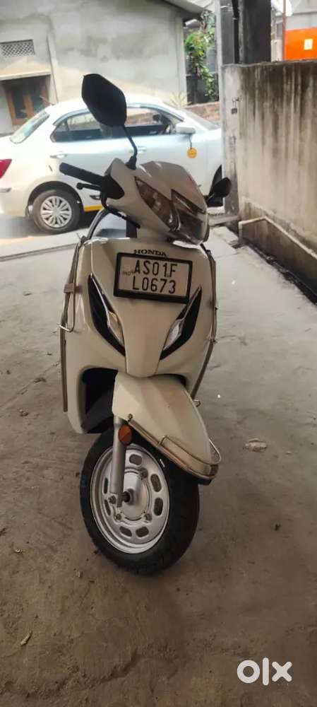 Activa 6g 2023 model very good condition first owner kilometre 11900
