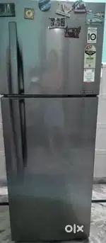 Steal This Deal! 257L Refrigerator, Fully Functional & Ready to Go!