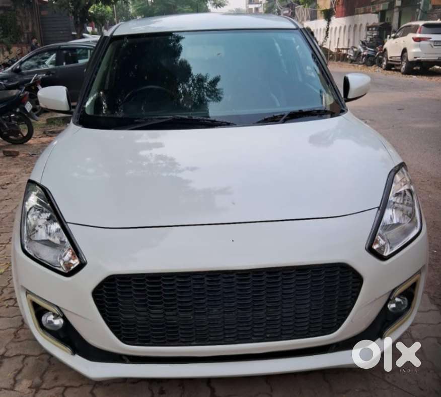 Maruti Suzuki Swift VXI ABS BSIV, 2023, Petrol
