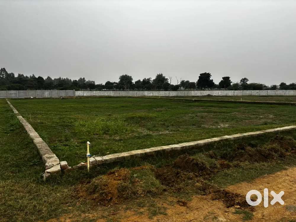 100 gaj ka plot 8lakh 50hazar me