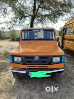 Force Motors Trax Cruiser 2004 Diesel 89000 Km Driven